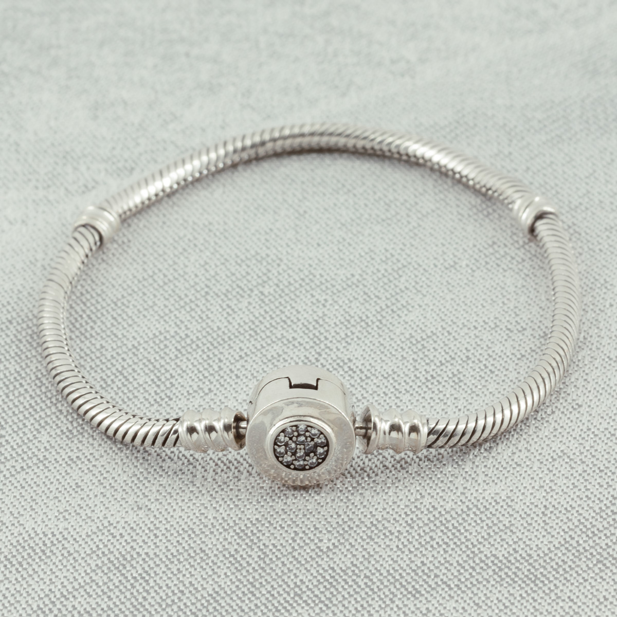 BRAZALETE PANDORA DOBLE CIRCULO CIRCONES