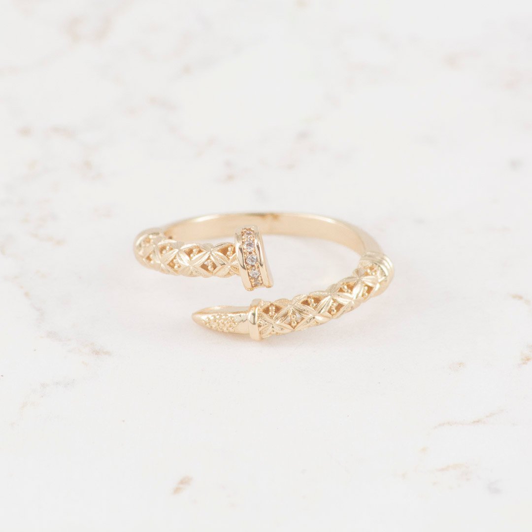 ANILLO CLAVO TRENZAS